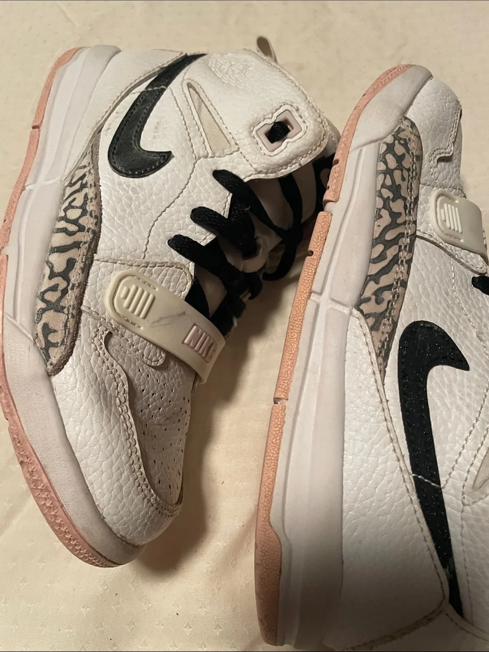 Nike classic sneakers